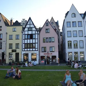 Haus Enteresan ** Colonia