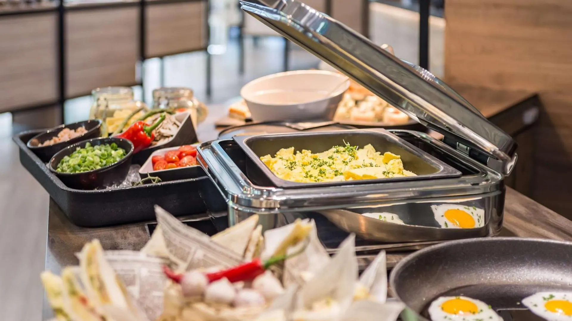 ****  Best Western Plus Hotel Koeln City Almanya